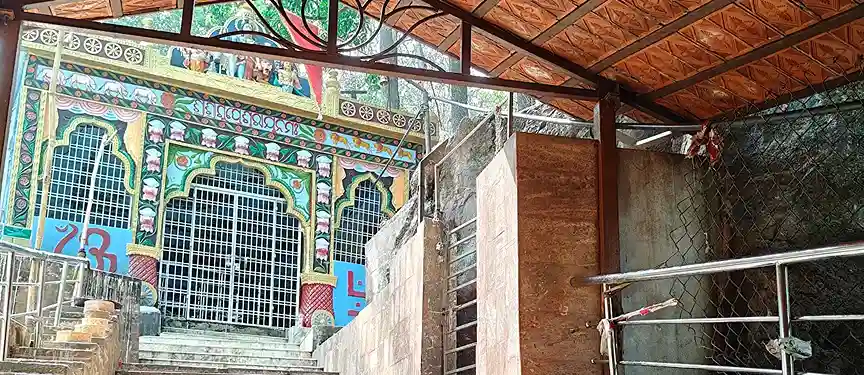 where-is-the-gupteswar-temple-located-and-how-can-you-reach-it